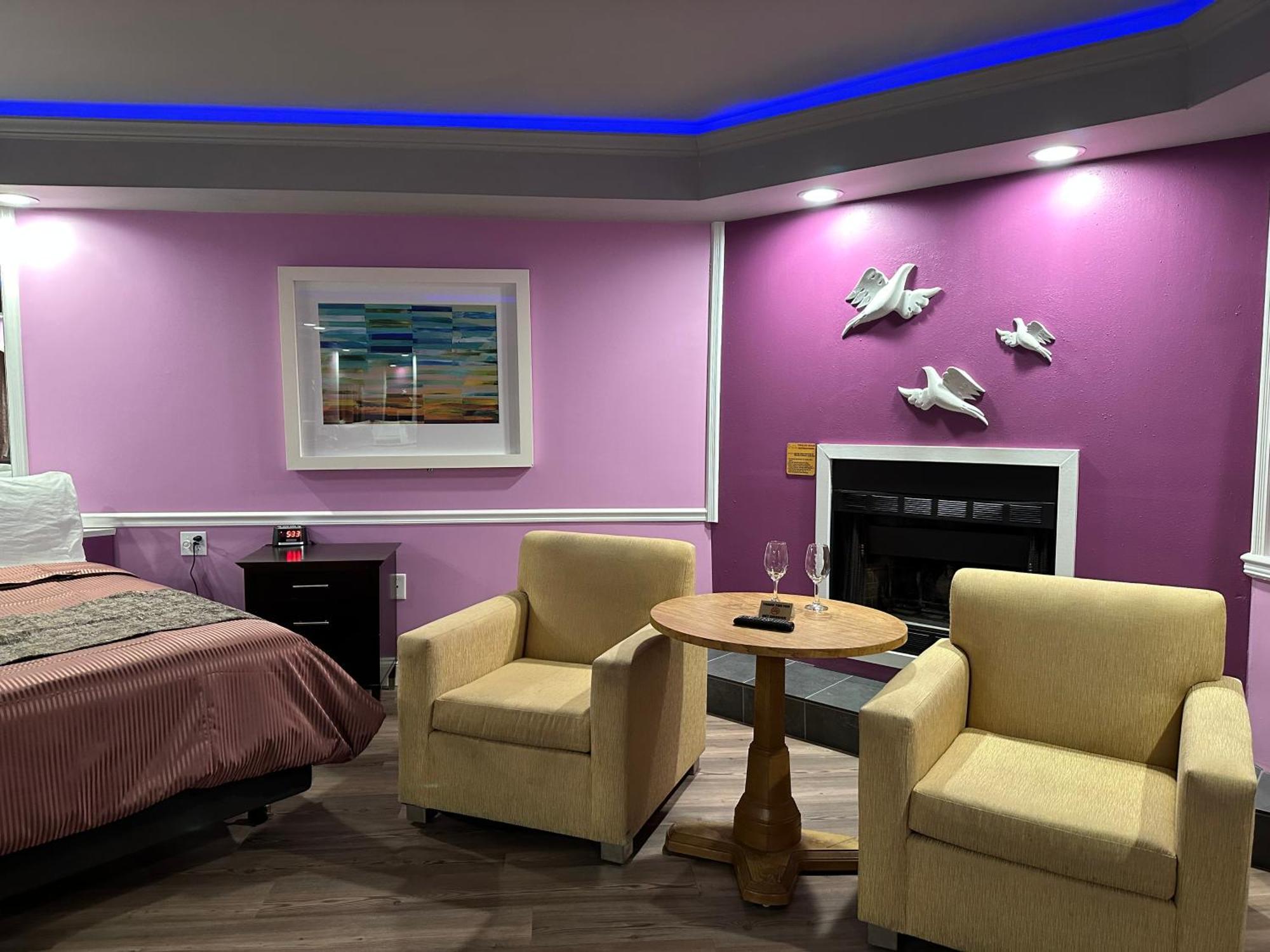 Inn Of The Dove - Romantic Luxury Suites With Jacuzzi & Fireplace At Harrisburg-Hershey-Philadelphia, Pa Eksteriør bilde